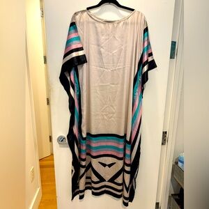 Vintage caftan with geometric print